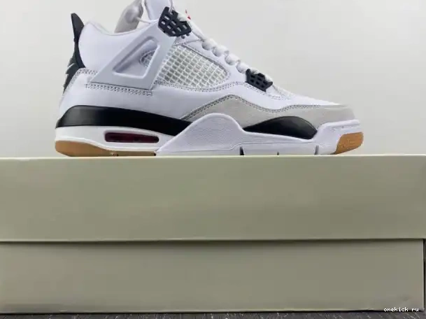 Chep Onekick DR5415-100 x Jordan Air SB 4 Nike 0327